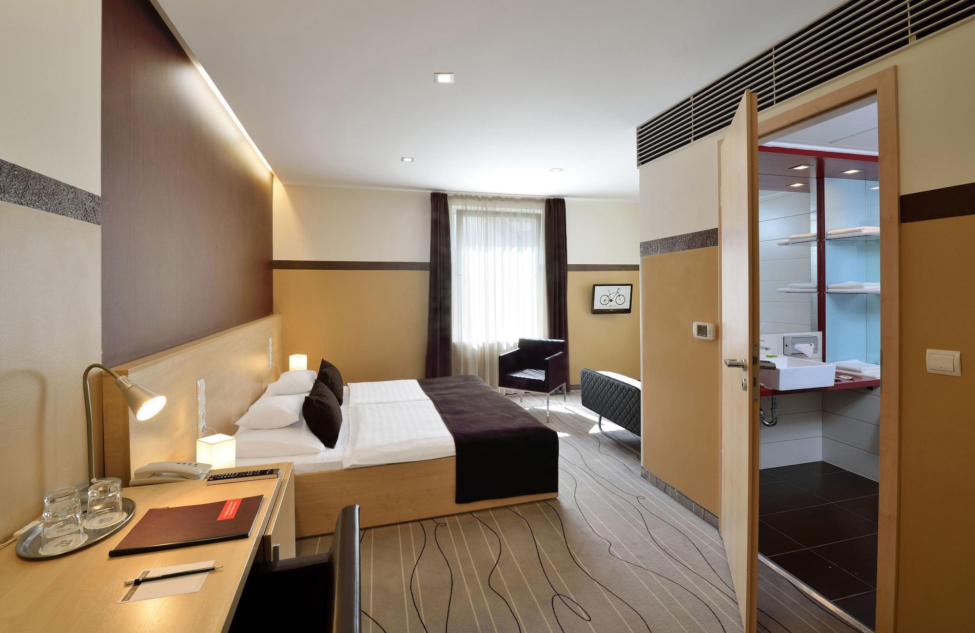Promenade City Hotel Будапеща Екстериор снимка